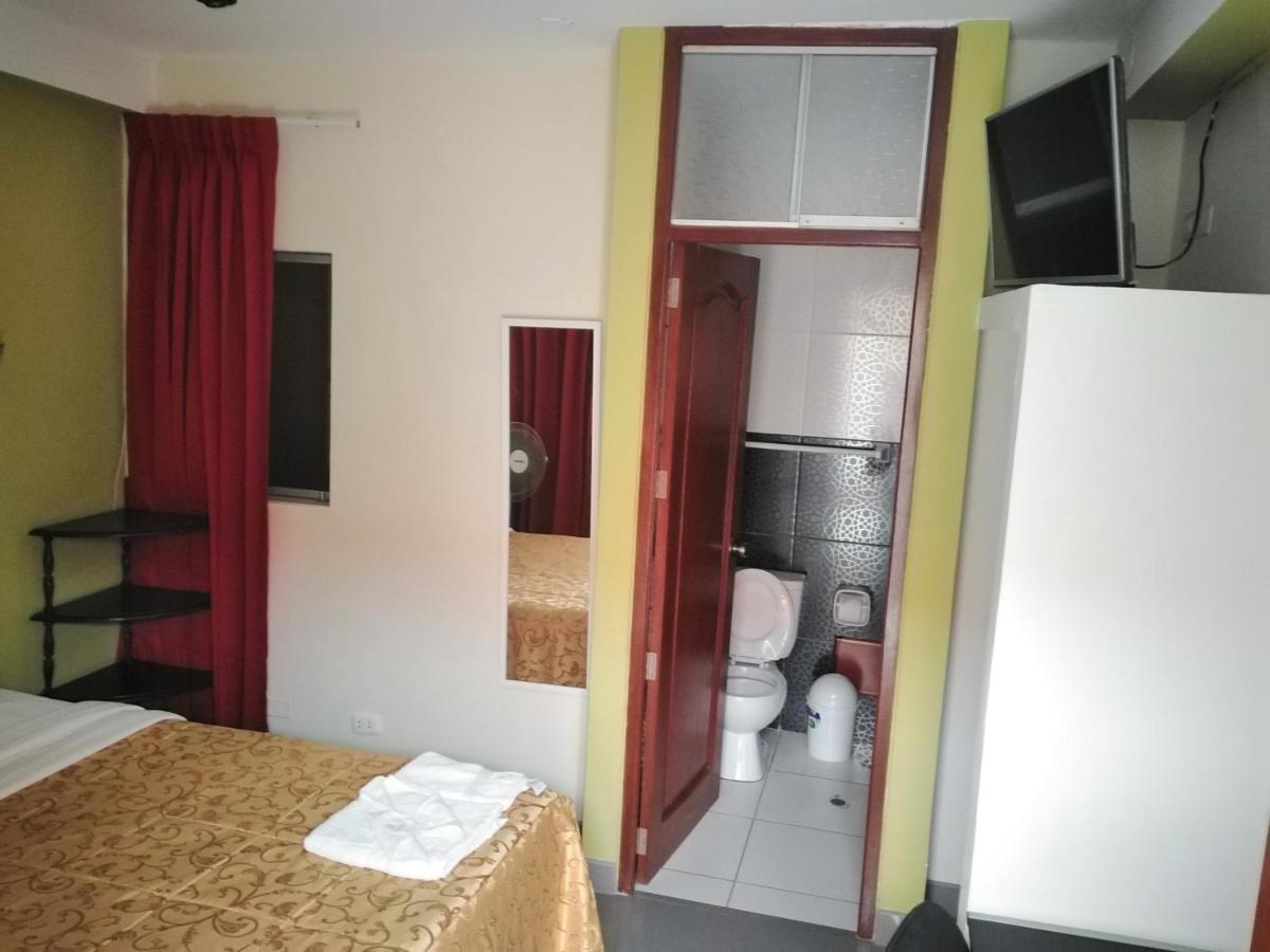 Hotel Plaza Bolognesi 344 Trujillo Kültér fotó