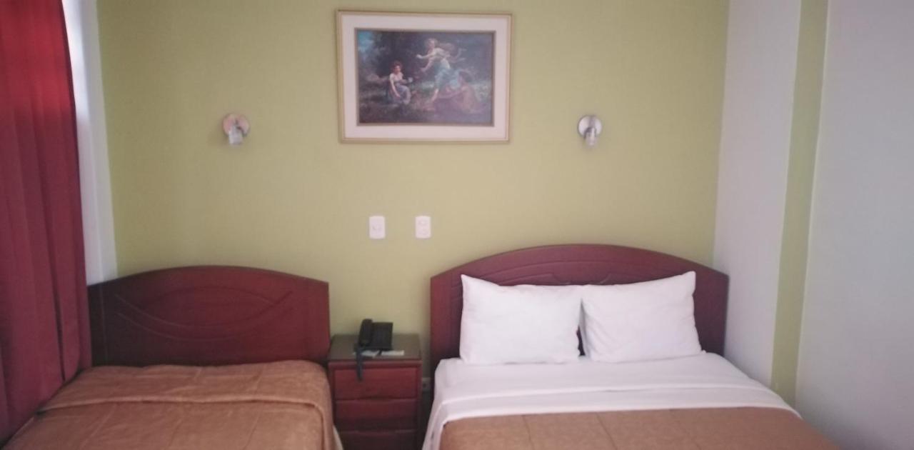 Hotel Plaza Bolognesi 344 Trujillo Kültér fotó