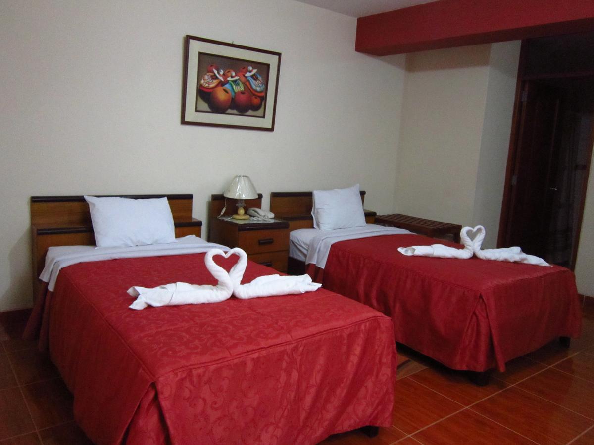 Hotel Plaza Bolognesi 344 Trujillo Kültér fotó