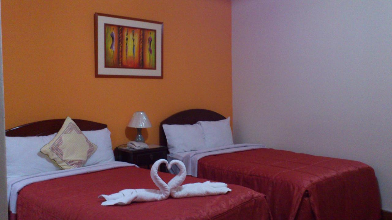 Hotel Plaza Bolognesi 344 Trujillo Kültér fotó