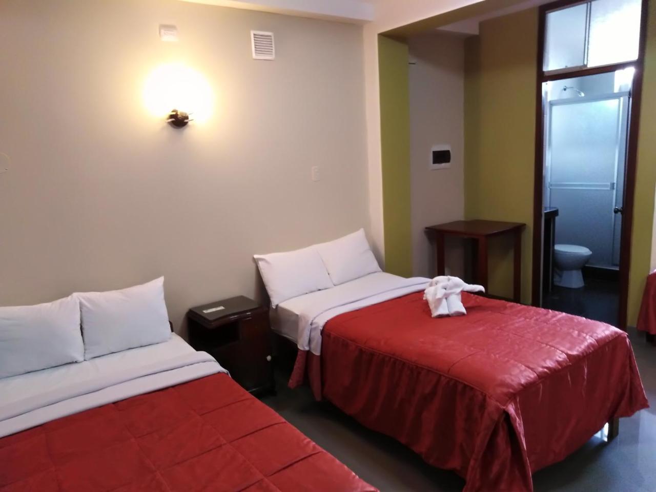 Hotel Plaza Bolognesi 344 Trujillo Kültér fotó